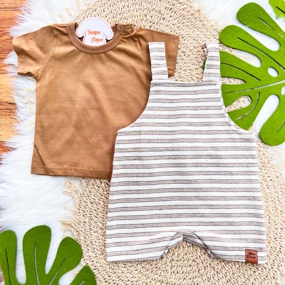 Conj. Camiseta e Jardineira em Linho Listrada - Caramelo